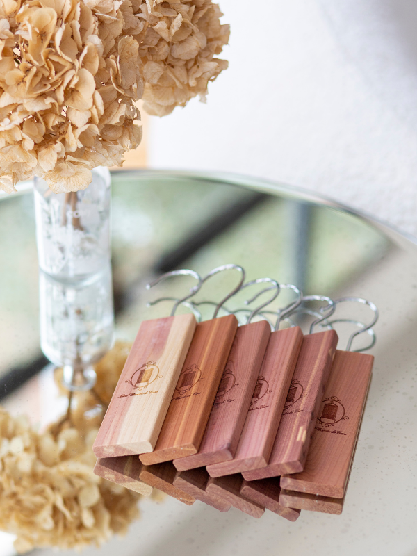 cedarwood hanging blocks