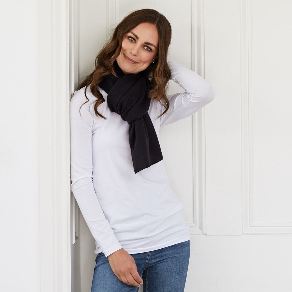 lucy 4-way cashmere poncho (PRE-ORDER) - black