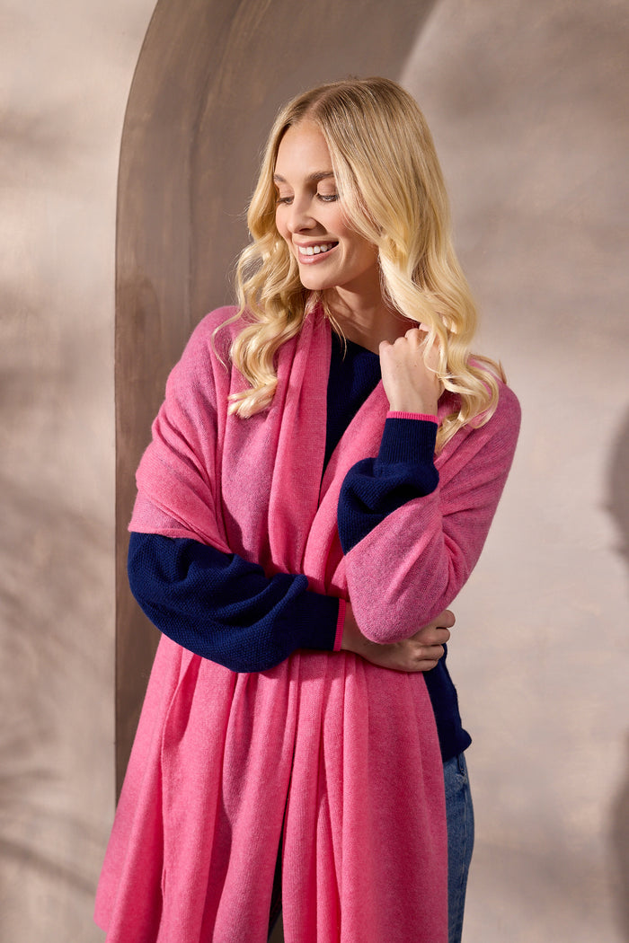 lola cashmere travel wrap - pink