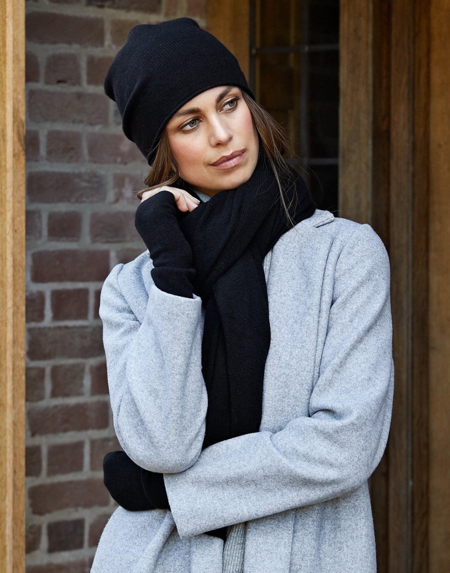 Black cashmere wrap scarf best sale