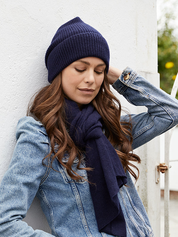 cashmere ribbed beanie - navy