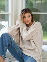 luna oversized jumper (PRE-ORDER)